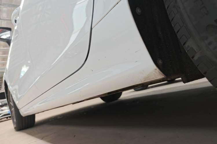 Used BYD Qin PLUS 2021 DM-i 55KM Prestige Model Left Side Sill