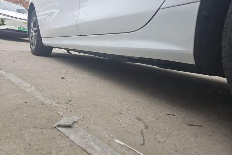 Used BYD Qin PLUS 2021 EV 500KM Luxury Model Left Side Sill