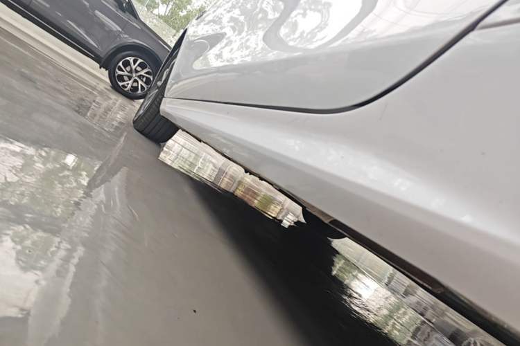 Used BYD Qin PLUS 2021 DM-i 55KM Prestige Model Left Side Sill