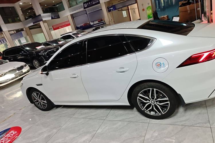 Used BYD Qin PLUS 2021 DM-i 55KM Flagship Model Left Side