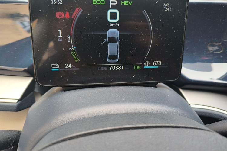 Used BYD Qin PLUS 2021 DM-i 55KM Flagship Model Odometer Close Up