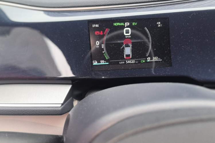 Used BYD Qin PLUS 2021 DM-i 55KM Flagship Model Odometer Close Up