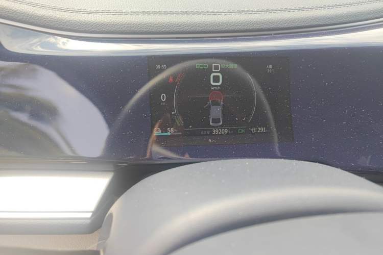 Used BYD Qin PLUS 2021 EV 500KM Luxury Model Odometer Close Up