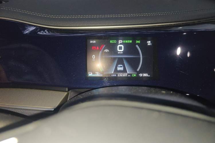 Used BYD Qin PLUS 2021 EV 500KM Luxury Model Odometer Close Up