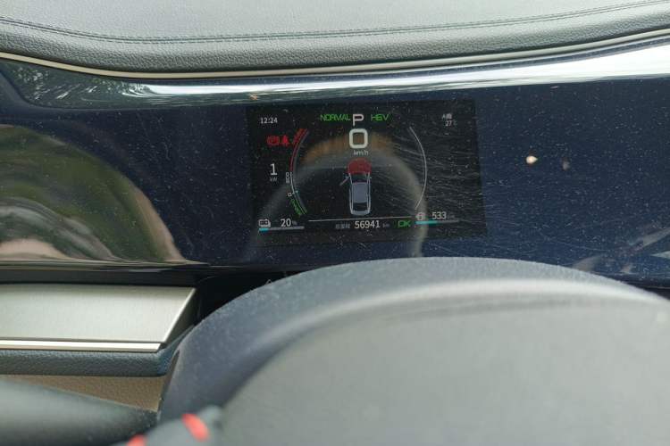 Used BYD Qin PLUS 2021 DM-i 55KM Flagship Model Odometer Close Up