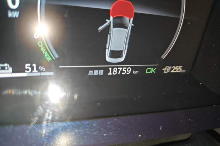 Used BYD Qin PLUS 2021 EV 500KM Luxury Model Odometer Close Up