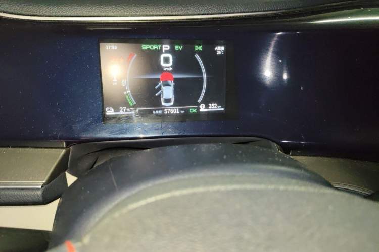 Used BYD Qin PLUS 2021 DM-i 55KM Flagship Model Odometer Close Up