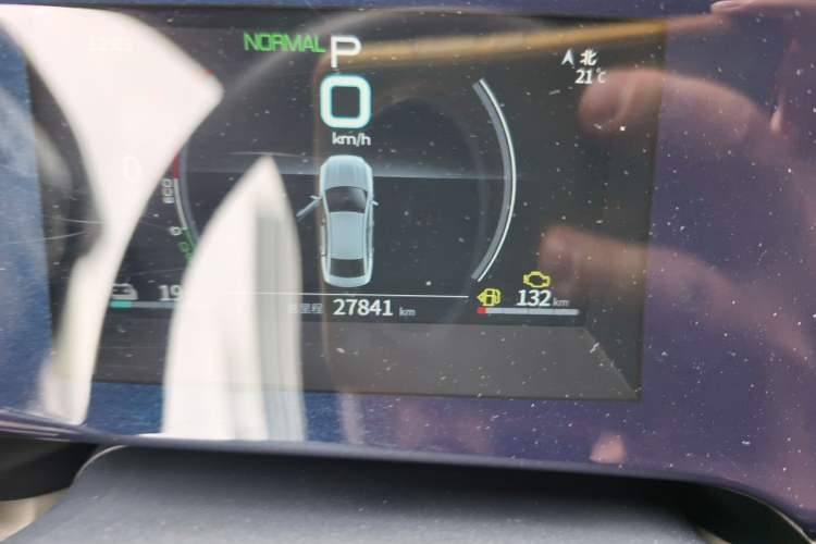 Used BYD Qin PLUS 2021 DM-i 55KM Flagship Model Odometer Close Up