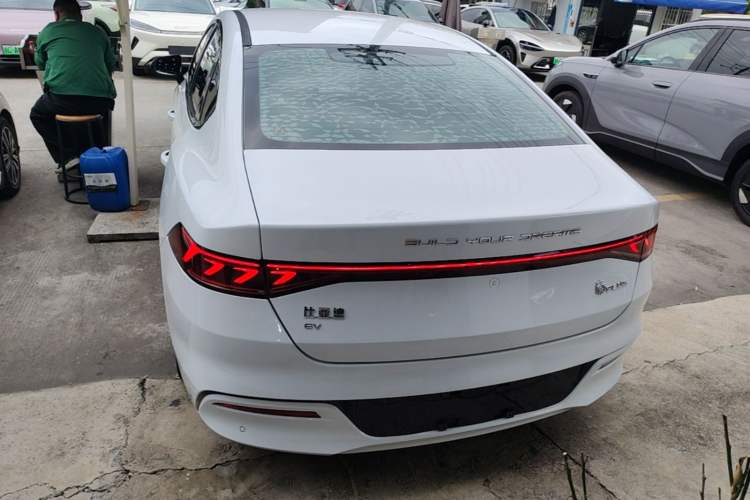 Used BYD Qin PLUS 2021 EV 500KM Luxury Model Rear
