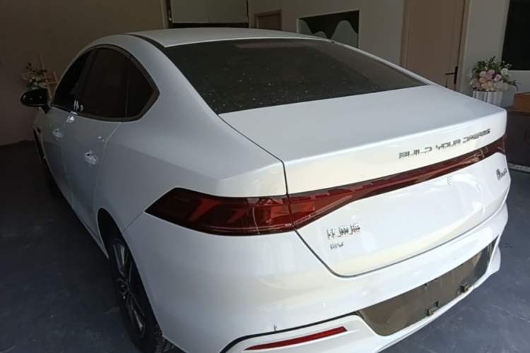 Used BYD Qin PLUS 2021 EV 500KM Luxury Model Rear Left 45 Deg