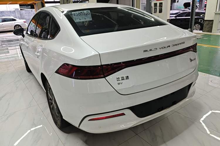 Used BYD Qin PLUS 2021 EV 420KM Commuter Edition Rear Left 45 Deg