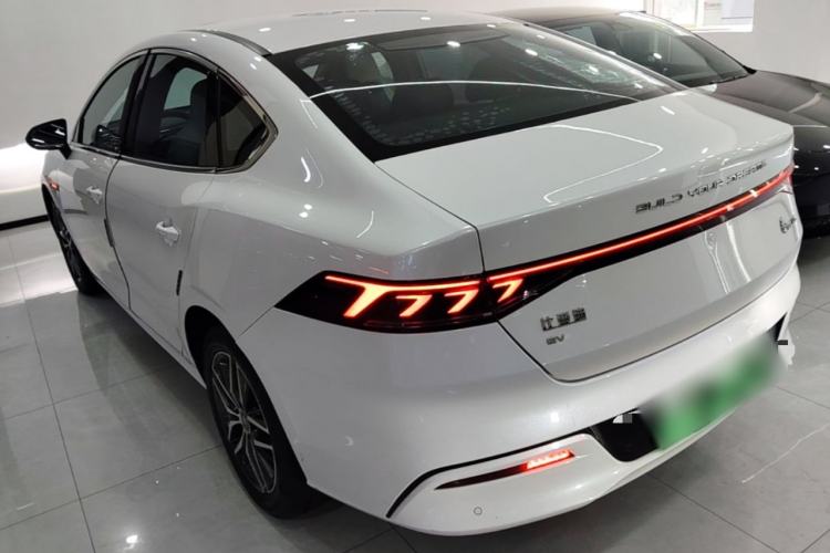 Used BYD Qin PLUS 2021 EV 400KM Luxury Model Rear Left 45 Deg