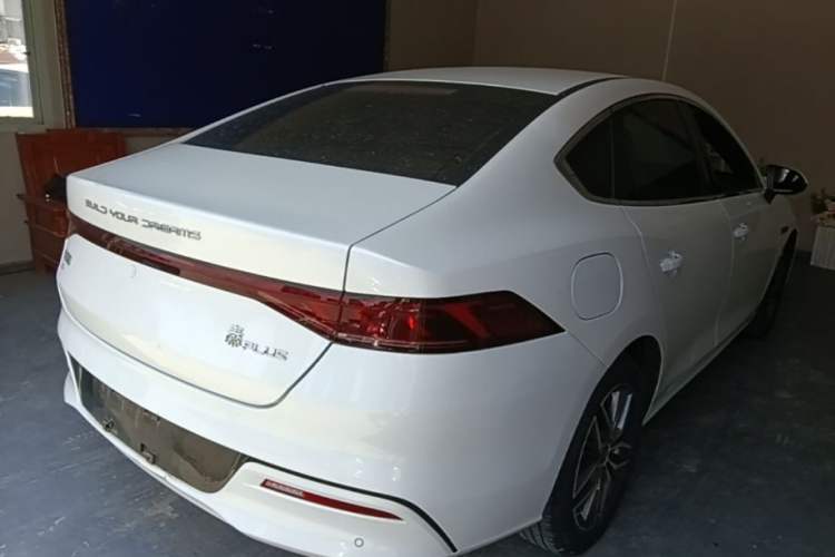 Used BYD Qin PLUS 2021 EV 500KM Luxury Model Rear Right 45 Deg