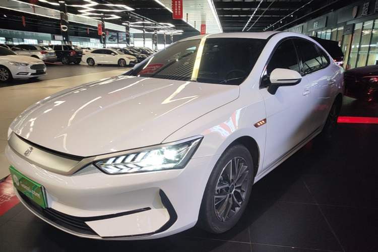 Used BYD Qin PLUS 2021 EV 400KM Luxury Model Guazi used car, China used car export, Used car for sale, Used BYD cars, Cheapest cars for sale, Electric vehicle, New energy car