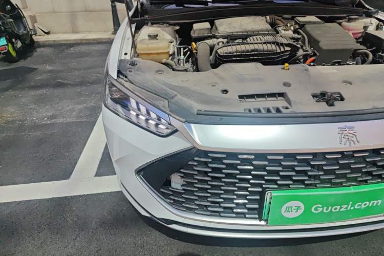 Used BYD Qin PLUS 2021 DM-i 55KM Prestige Model Right Front Headlight