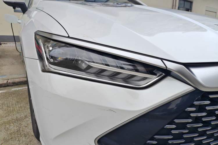 Used BYD Qin PLUS 2021 DM-i 55KM Prestige Model Right Front Headlight