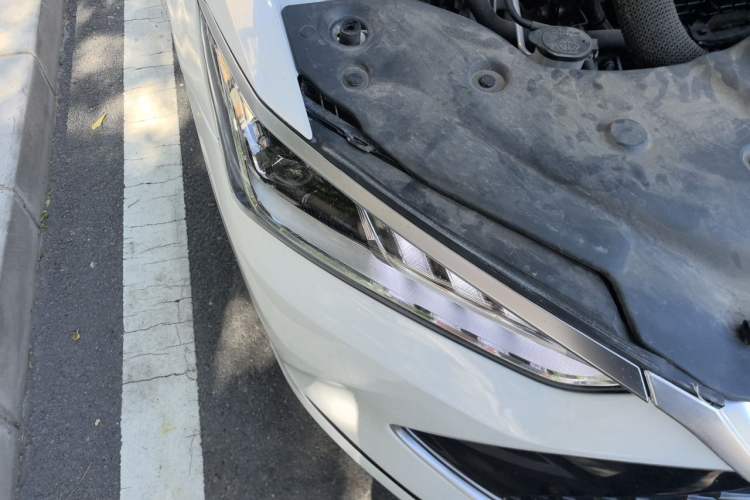Used BYD Qin PLUS 2021 DM-i 55KM Prestige Model Right Front Headlight