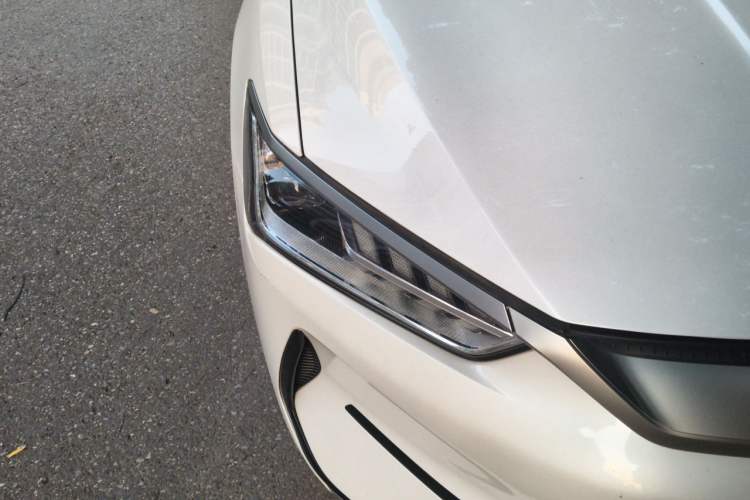 Used BYD Qin PLUS 2021 EV 500KM Luxury Model Right Front Headlight