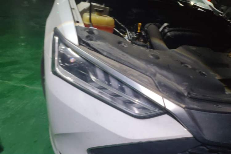 Used BYD Qin PLUS 2021 DM-i 55KM Flagship Model Right Front Headlight