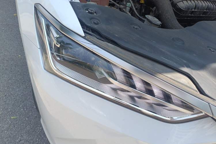 Used BYD Qin PLUS 2021 DM-i 55KM Flagship Model Right Front Headlight