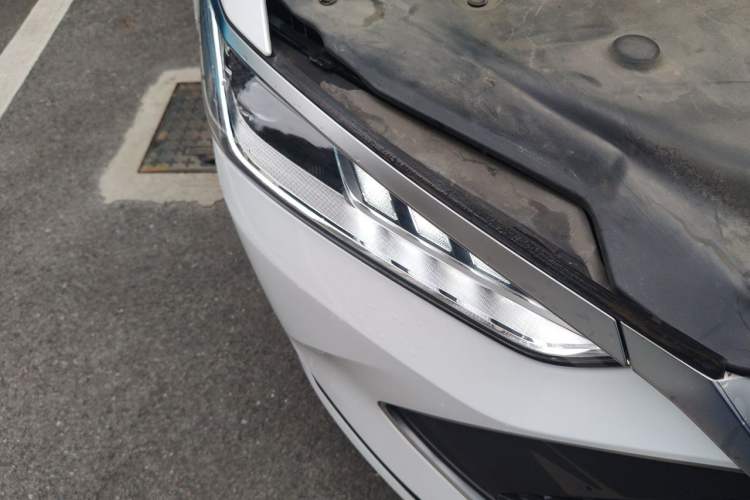 Used BYD Qin PLUS 2021 DM-i 55KM Flagship Model Right Front Headlight