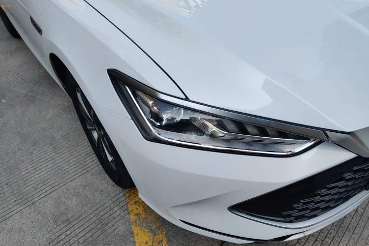 Used BYD Qin PLUS 2021 DM-i 55KM Prestige Model Right Front Headlight