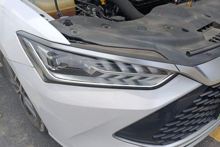 Used BYD Qin PLUS 2021 DM-i 55KM Flagship Model Right Front Headlight
