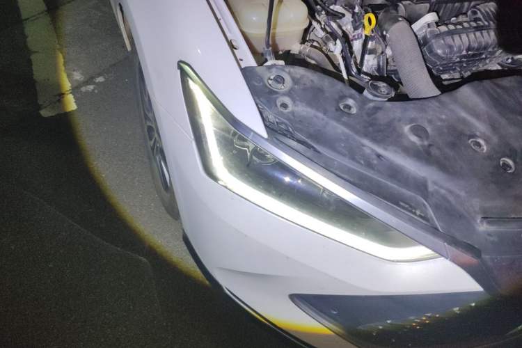 Used BYD Qin PLUS 2021 DM-i 120KM Flagship Model Right Front Headlight