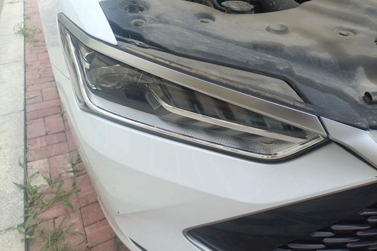Used BYD Qin PLUS 2021 DM-i 55KM Prestige Model Right Front Headlight