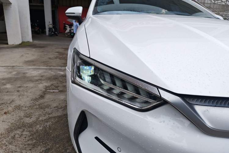 Used BYD Qin PLUS 2021 EV 600KM Flagship Model Right Front Headlight