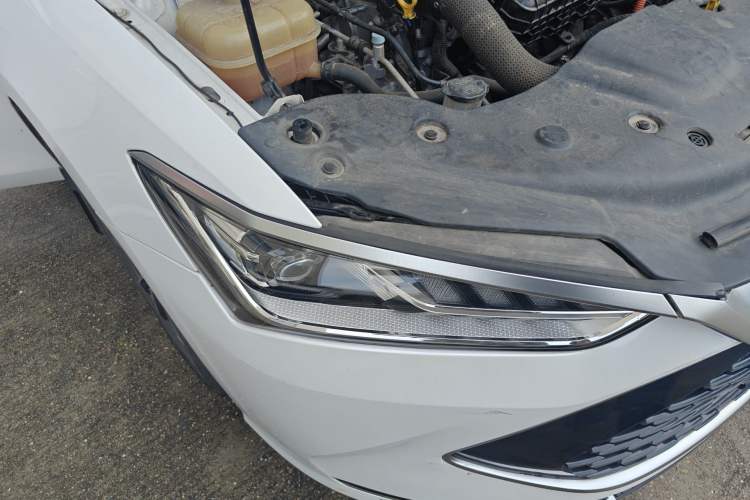 Used BYD Qin PLUS 2021 DM-i 55KM Prestige Model Right Front Headlight