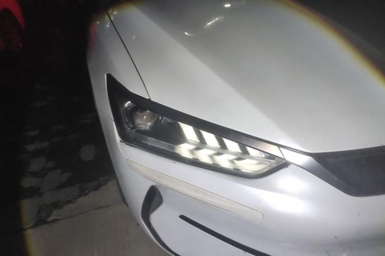 Used BYD Qin PLUS 2021 EV 400KM Leading Comfort Edition Right Front Headlight