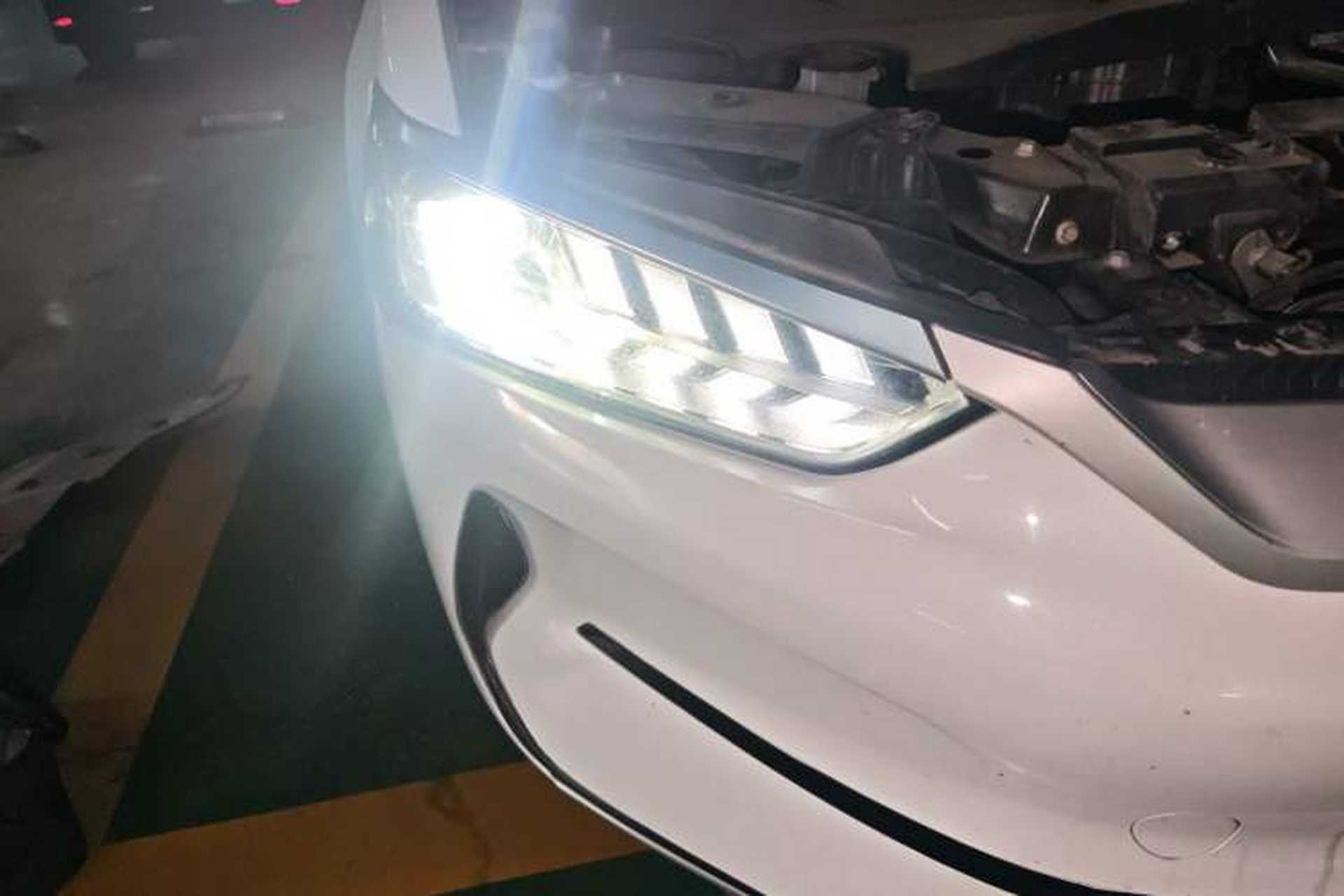 Used BYD Qin PLUS 2021 EV 500KM Luxury Model Right Front Headlight
