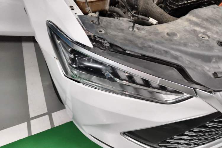 Used BYD Qin PLUS 2021 DM-i 55KM Prestige Model Right Front Headlight