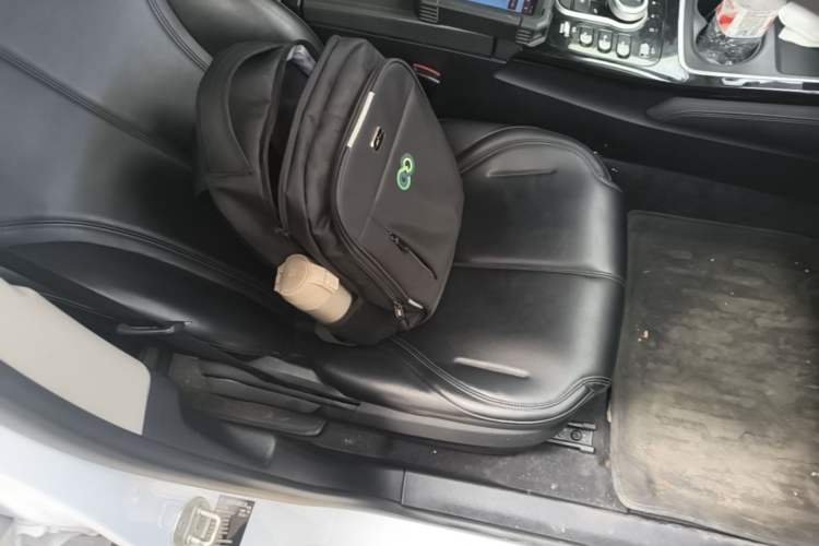 Used BYD Qin PLUS 2021 EV 400KM Leading Comfort Edition Right Front Seat