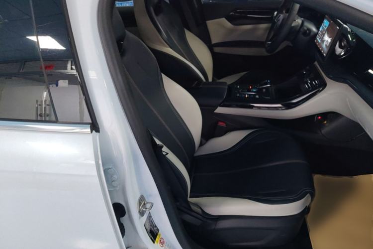 Used BYD Qin PLUS 2021 DM-i 55KM Prestige Model Right Front Seat