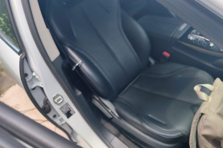 Used BYD Qin PLUS 2021 EV 400KM Leading Comfort Edition Right Front Seat