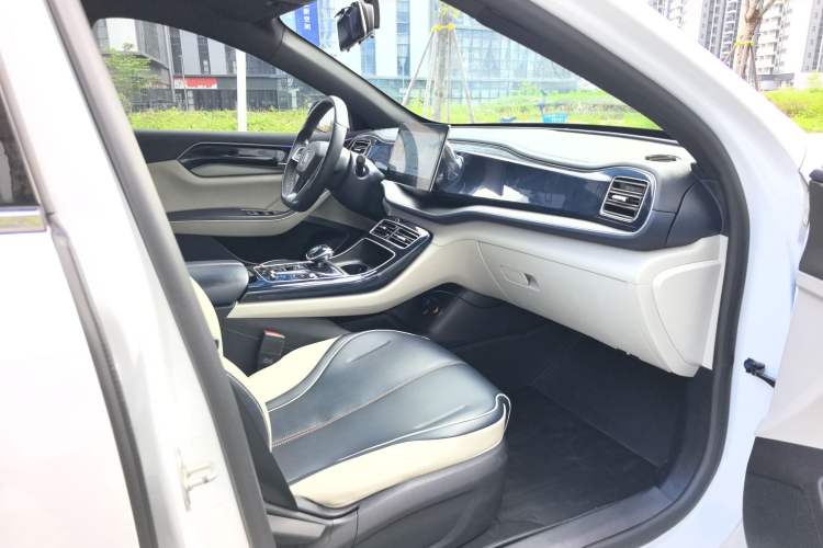 Used BYD Qin PLUS 2021 DM-i 55KM Flagship Model Right Front Seat