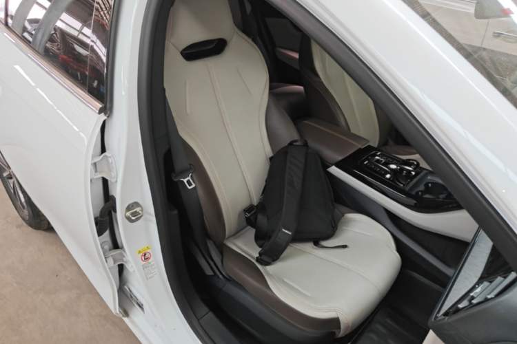 Used BYD Qin PLUS 2021 DM-i 55KM Prestige Model Right Front Seat