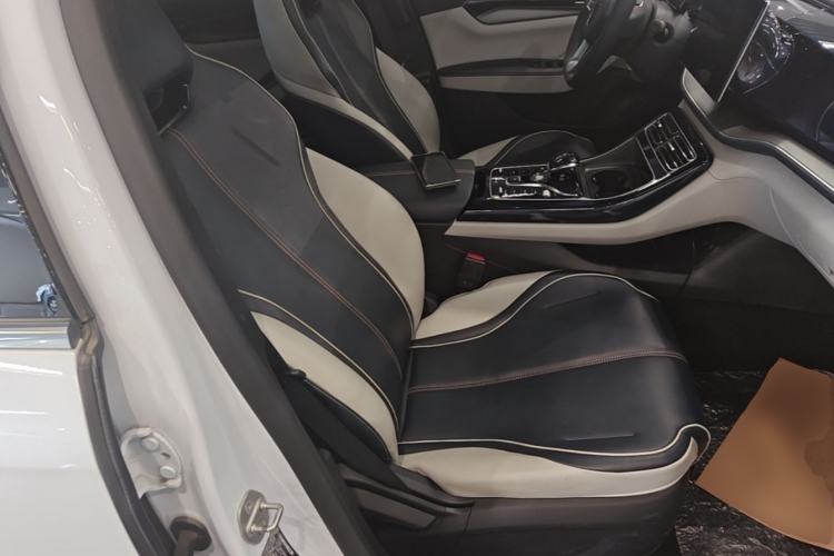Used BYD Qin PLUS 2021 DM-i 55KM Flagship Model Right Front Seat