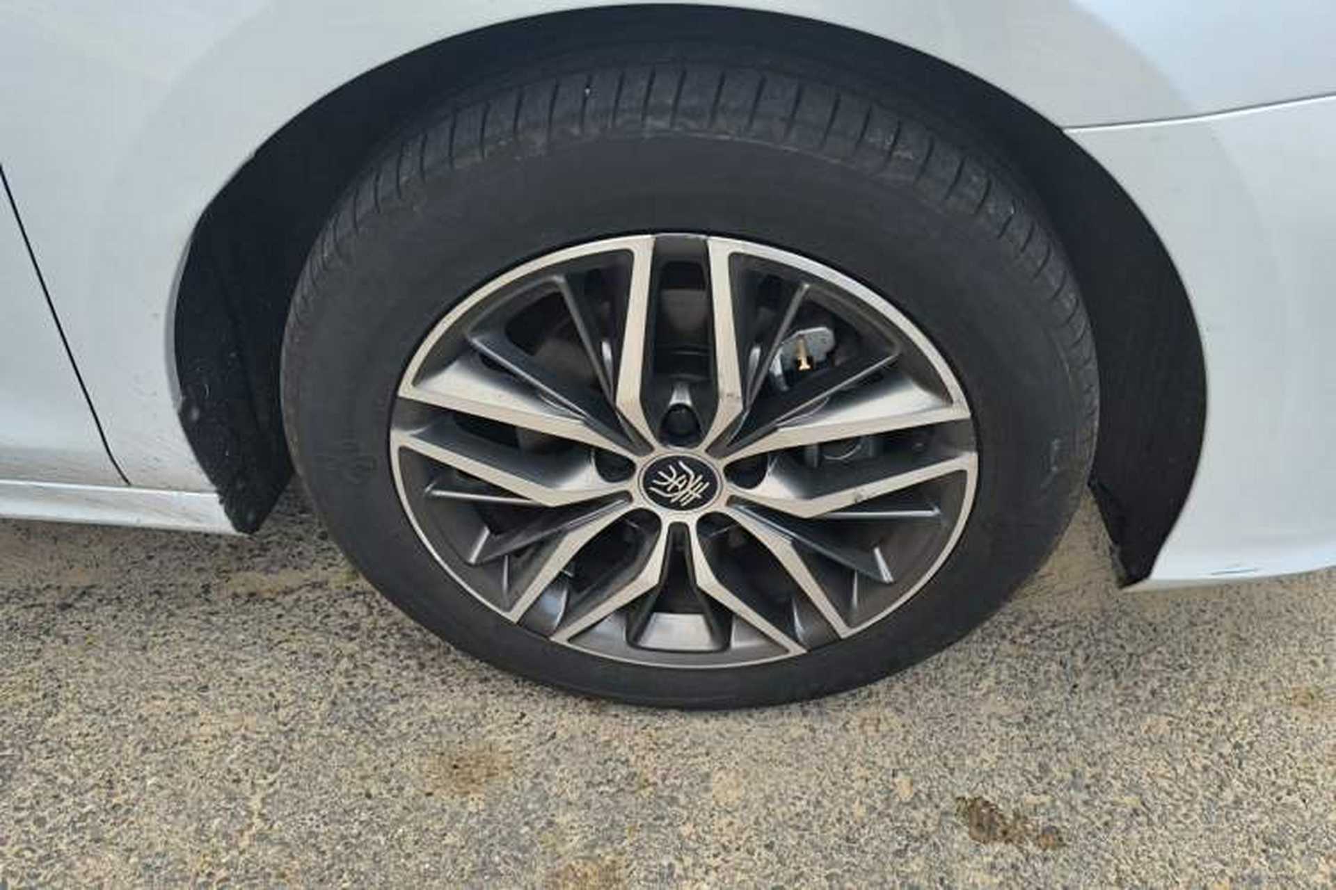 Used BYD Qin PLUS 2021 DM-i 55KM Flagship Model Right Front Wheel Hub