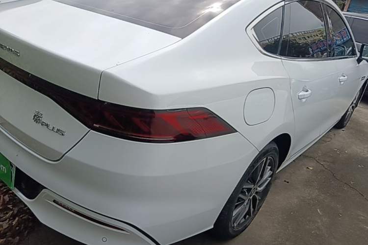 Used BYD Qin PLUS 2021 DM-i 55KM Flagship Model Right Rear Taillight