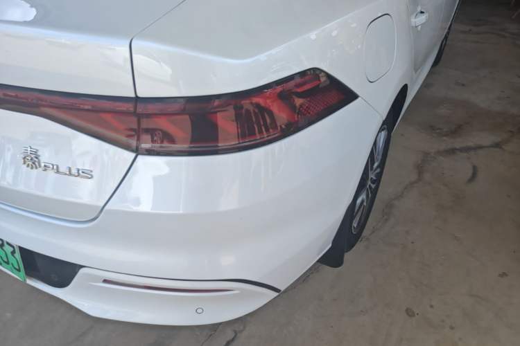 Used BYD Qin PLUS 2021 DM-i 55KM Flagship Model Right Rear Taillight