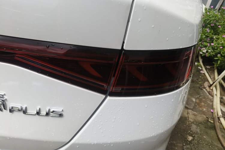 Used BYD Qin PLUS 2021 DM-i 55KM Flagship Model Right Rear Taillight