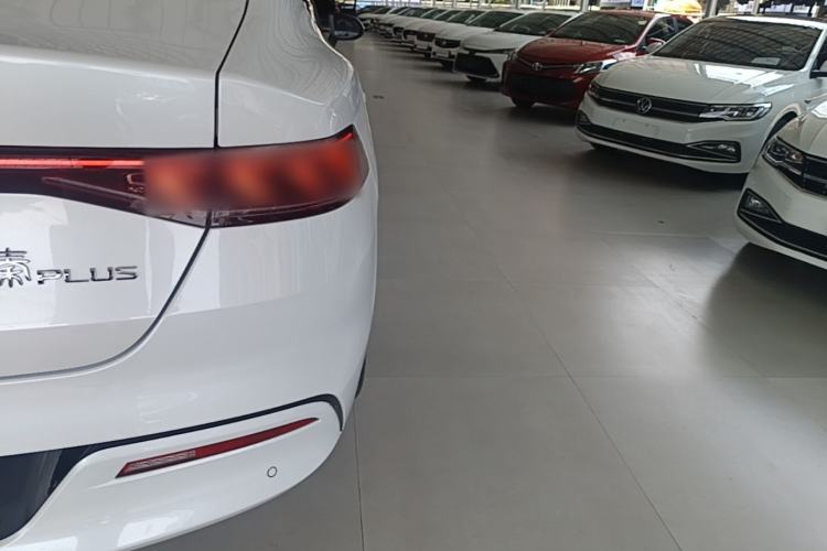 Used BYD Qin PLUS 2021 DM-i 55KM Prestige Model Right Rear Taillight