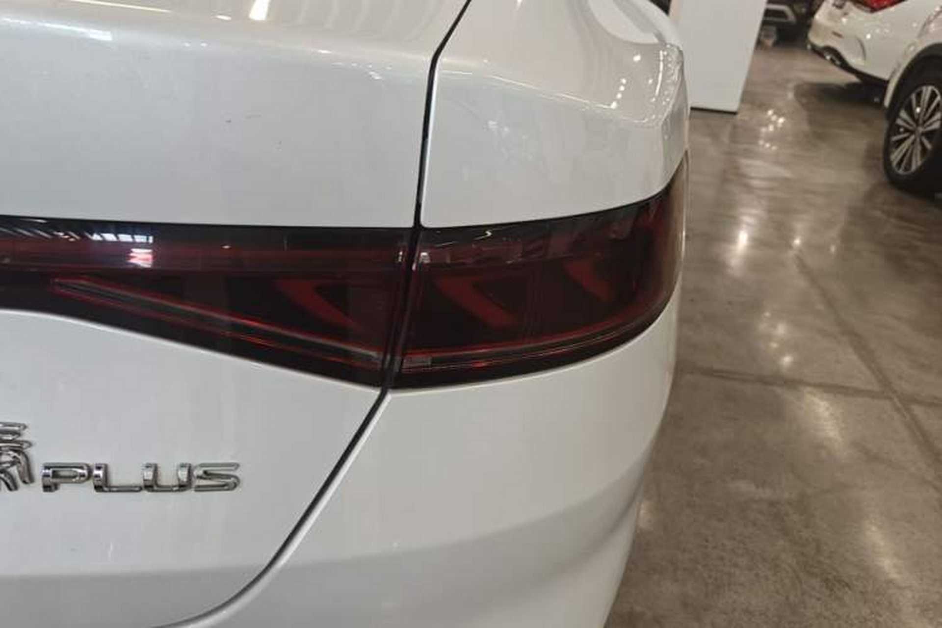 Used BYD Qin PLUS 2021 DM-i 55KM Flagship Model Right Rear Taillight