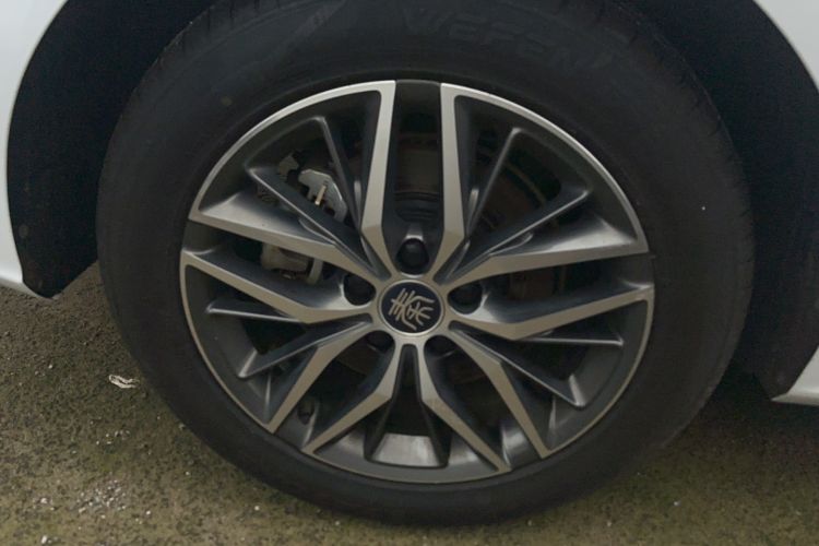 Used BYD Qin PLUS 2021 DM-i 55KM Flagship Model Right Rear Wheel Hub