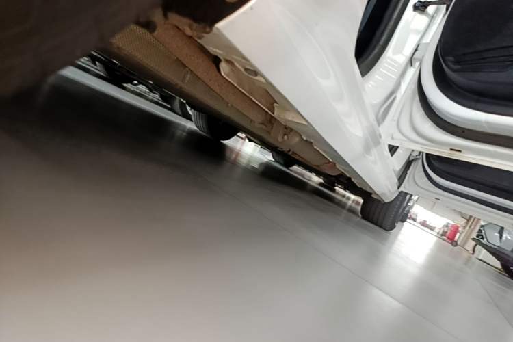Used BYD Qin PLUS 2021 DM-i 55KM Prestige Model Right Side Sill