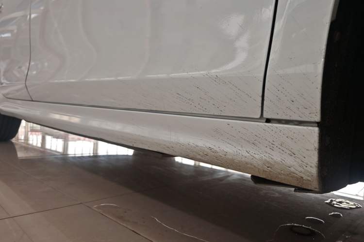 Used BYD Qin PLUS 2021 EV 500KM Premium Model Right Side Sill