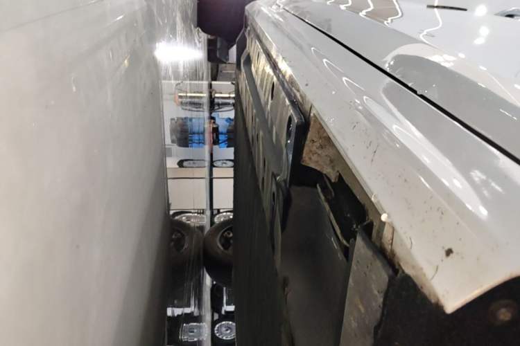 Used BYD Qin PLUS 2021 EV 400KM Luxury Model Right Side Sill